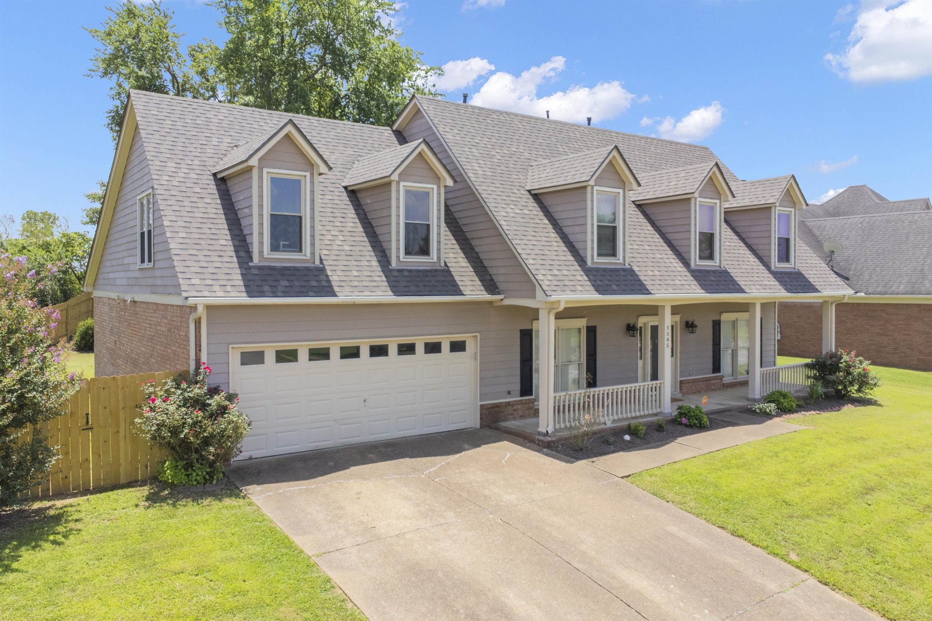 9045 CHIMNEYROCK, Cordova, TN, 38016