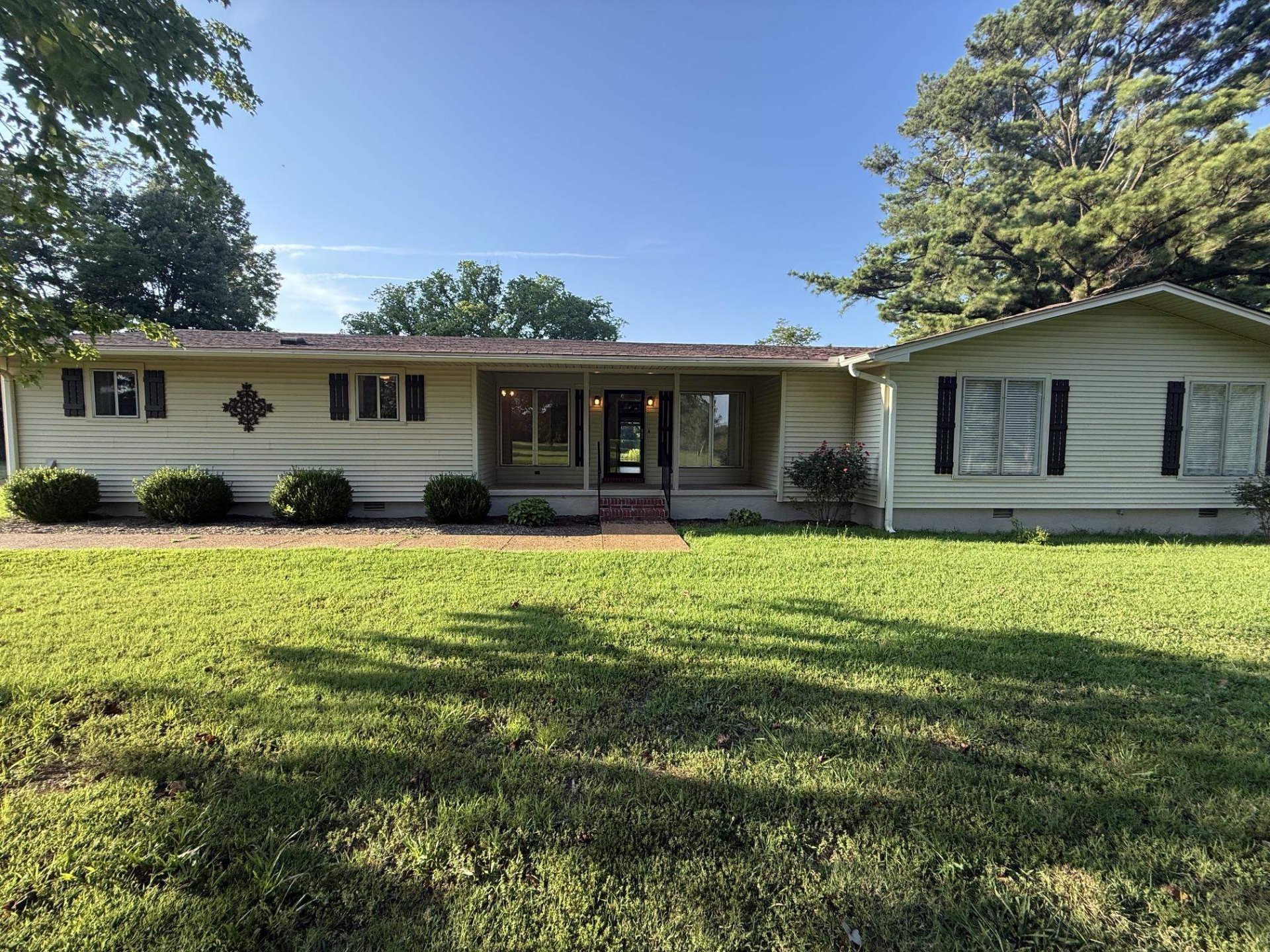 1384 MURPHY, Covington, TN, 38019