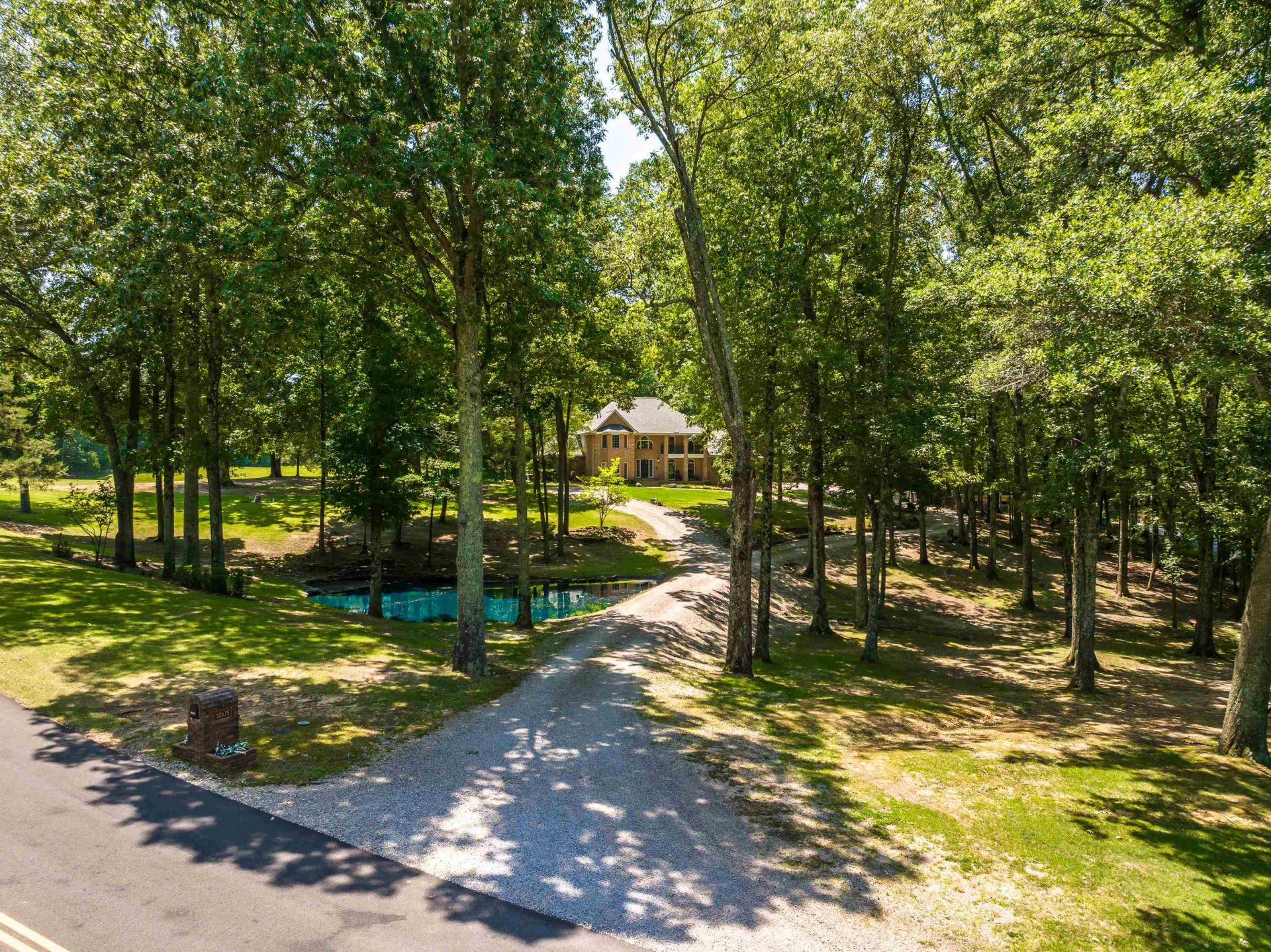 10575 PLANTATION WOODS DR