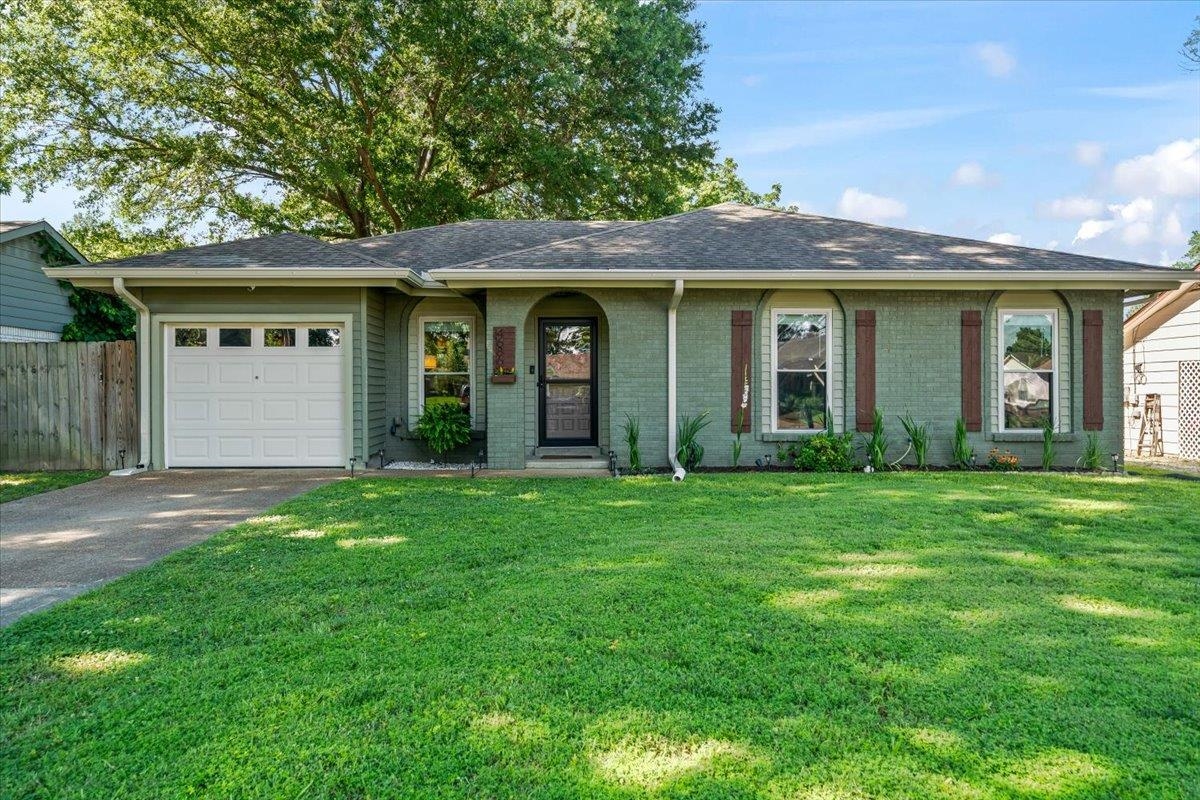 4686 BILL KNIGHT, Millington, TN, 38053