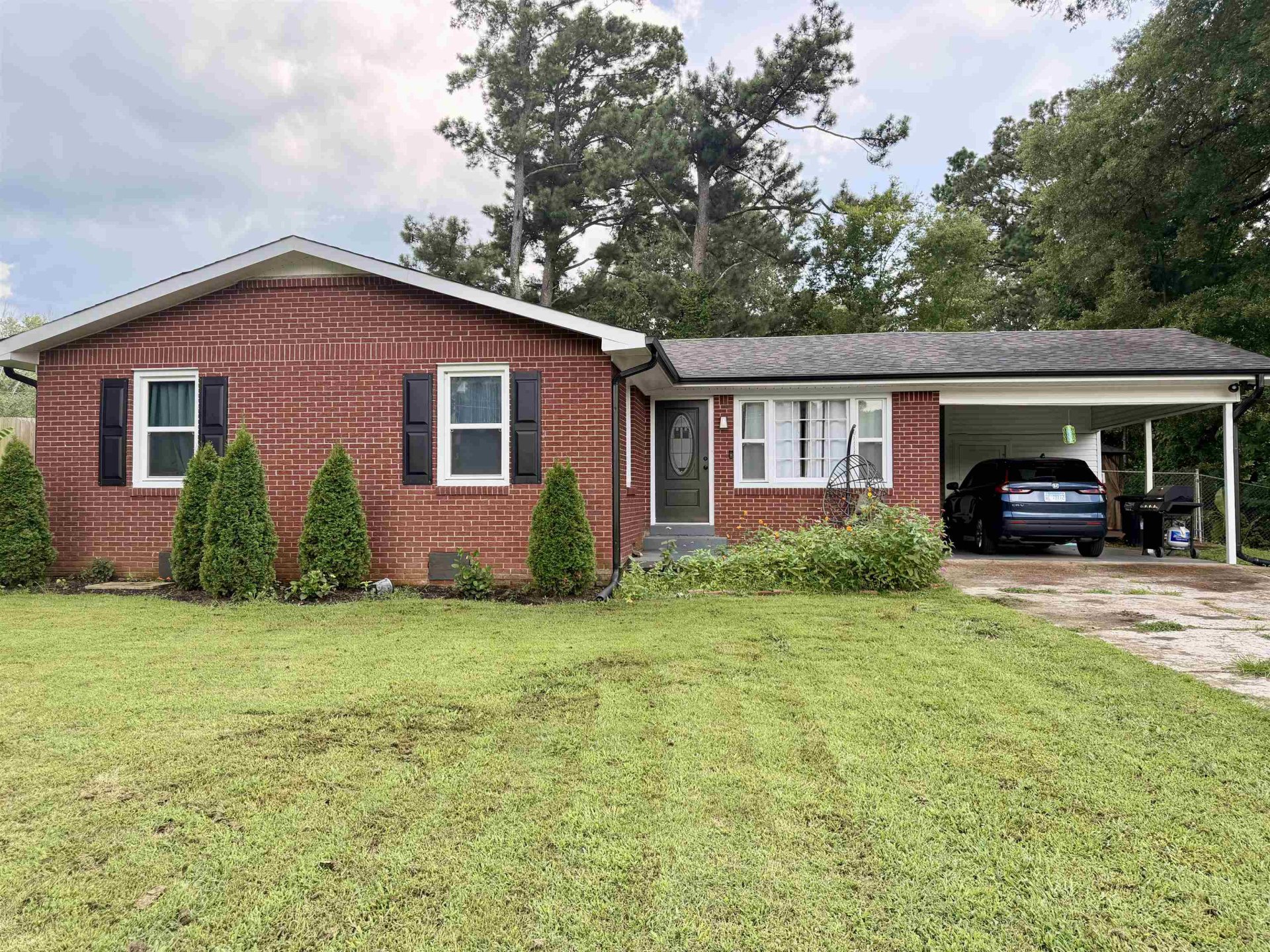16 OAK GROVE, Jackson, TN, 38301
