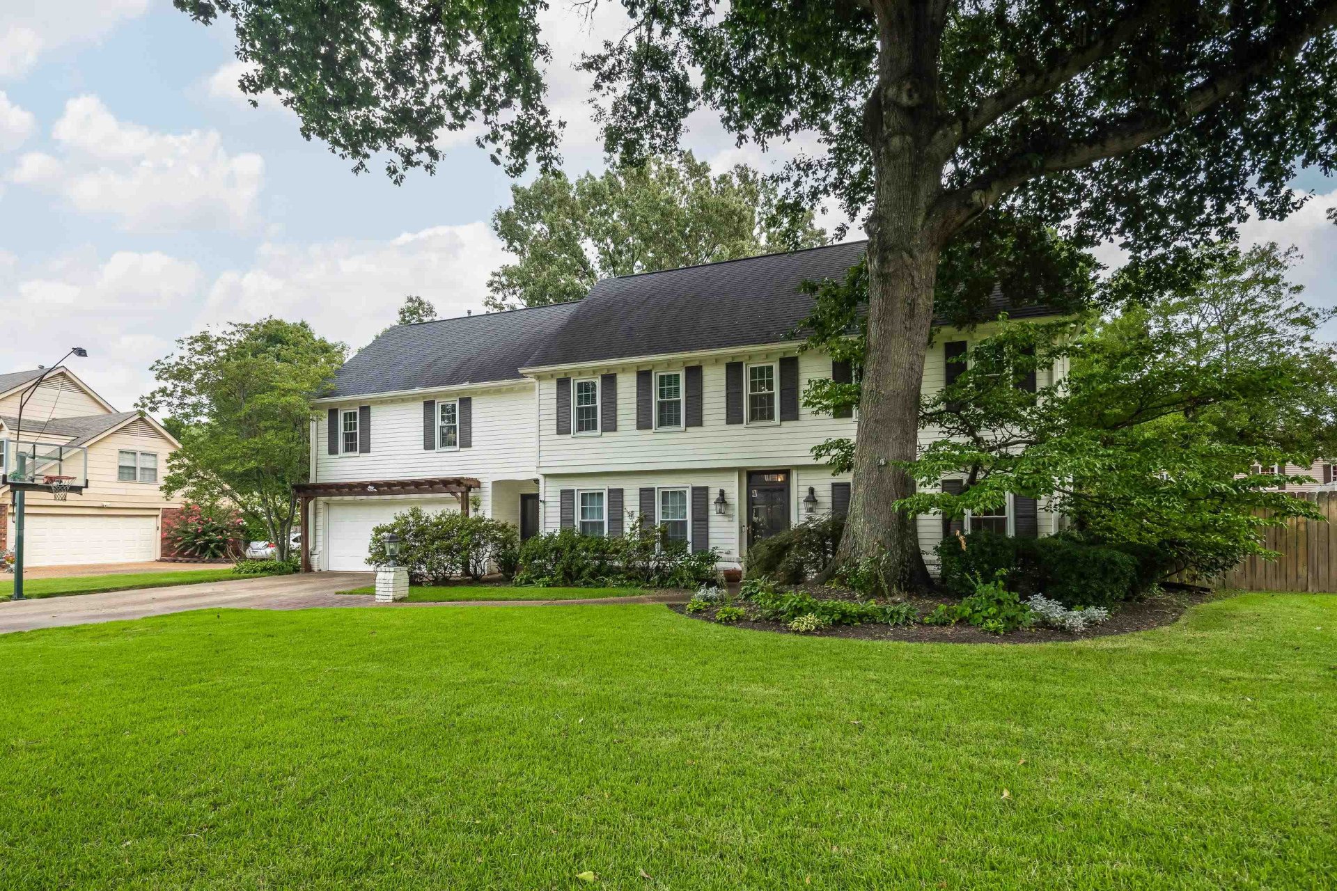 2260 ELDERSLIE DR