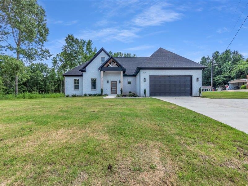2939 BRIGHTON CLOPTON, Brighton, TN, 38011