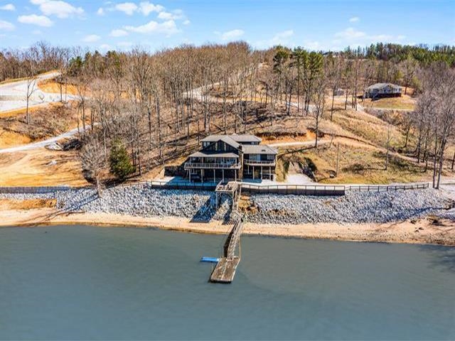 228 CHICKASAW TRACE RD
