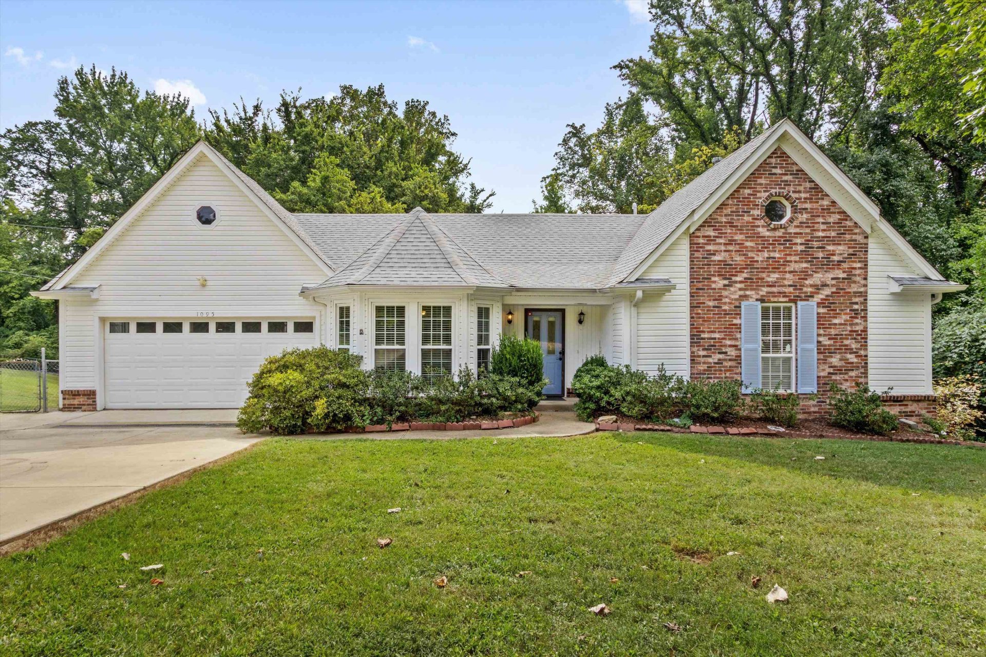 1095 LOCKE-CUBA RD