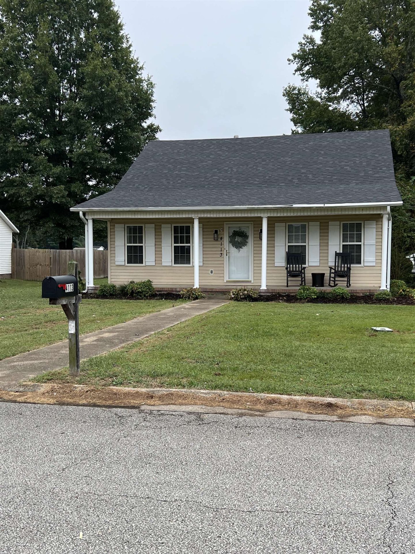 4113 KING DR
