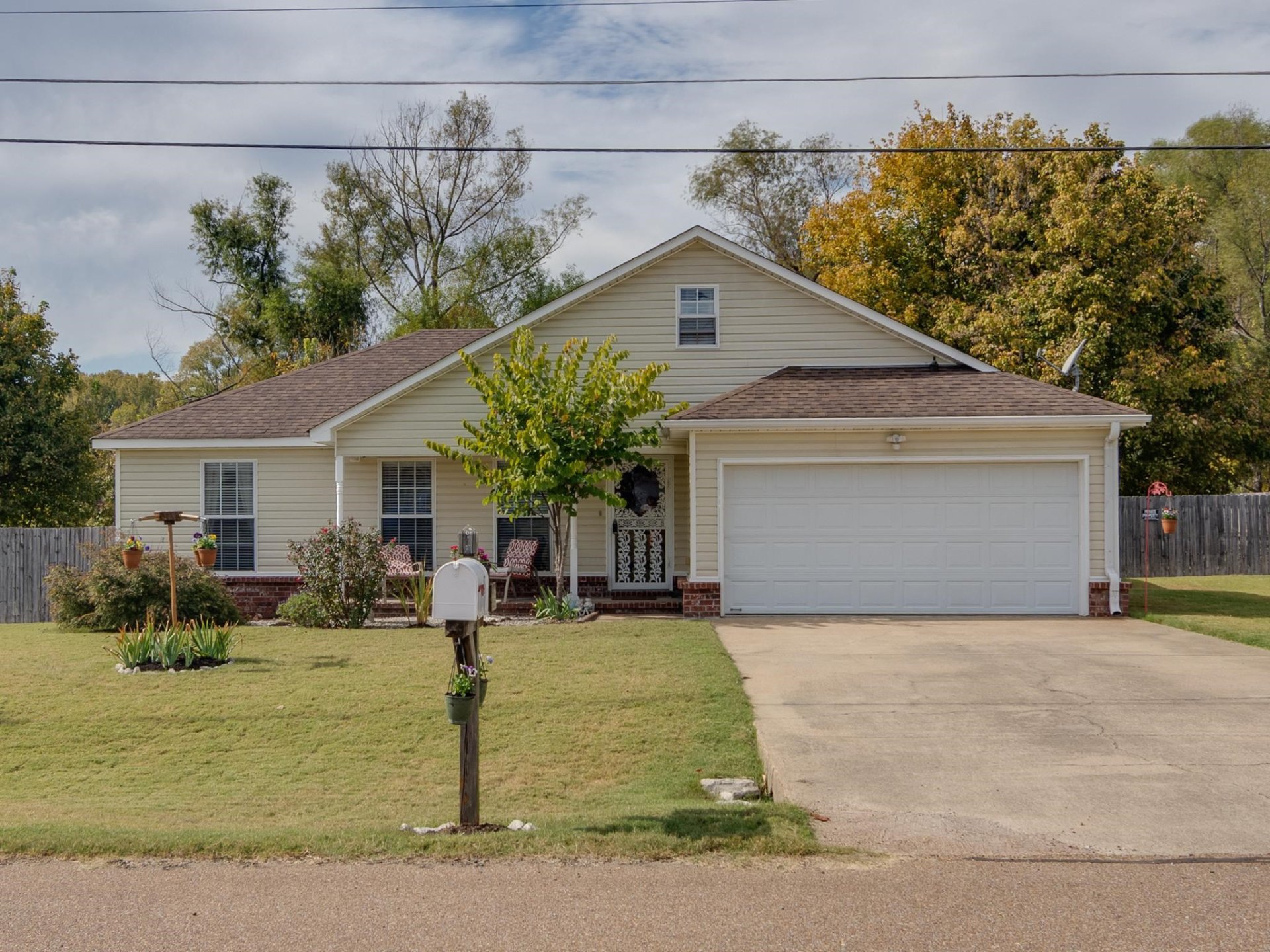 47 COUNTRY CROSSING ST